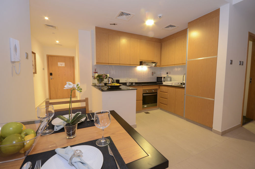 דובאי Grand Heights Hotel Apartments מראה חיצוני תמונה